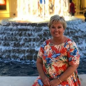 Meet your Posher, Sheila